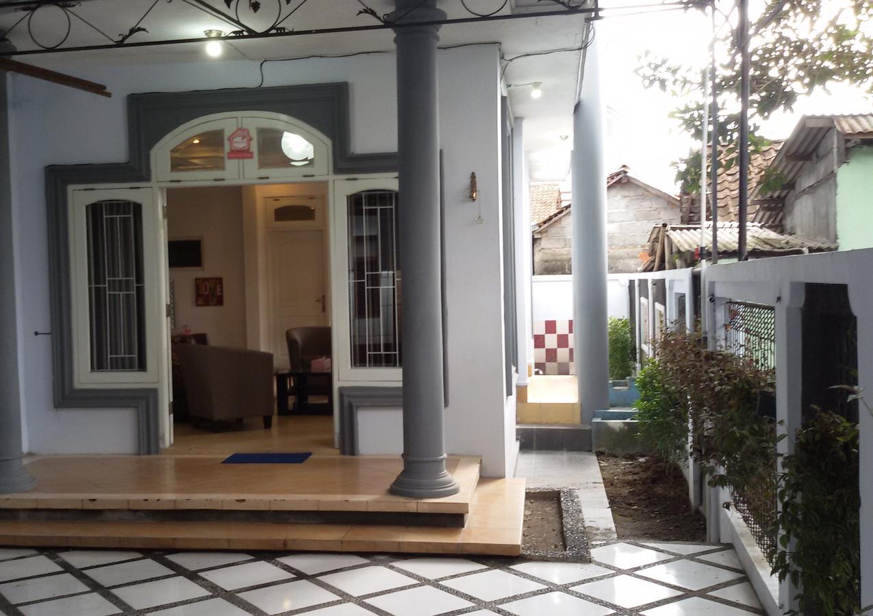 Ndalem Gorongan Guesthouse Maguwo 외부 사진